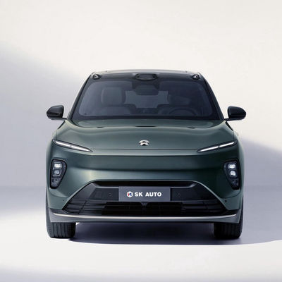 Чистые колеса NIO ES8 4X4 4 автомобиля Eletric управляют по пересеченной местностями высокой эффективности спорт с дороги SUV