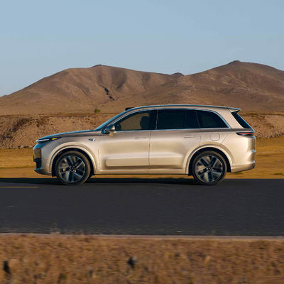 Li Автоматическ Inc. раскрывает Li 18, свое 6-место, большое наградное умное SUV для семей и дело