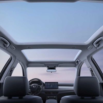 Двери места 4 батареи 5 седана LHD электрического автомобиля EV Weltmeister E5 Baic