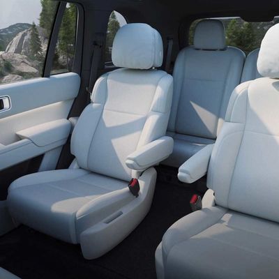Максимальная скорость 180 км/ч Li L8 Max AWD 490 л.с. 5-дверный 6-местный электрический внедорожник с дальностью 1200 км и колесной базой 3005 мм