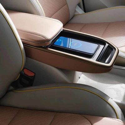 Дверь 5 Seater среднего размера SUV 150km/H 5 геометрии M6 Geely для семей путешествует