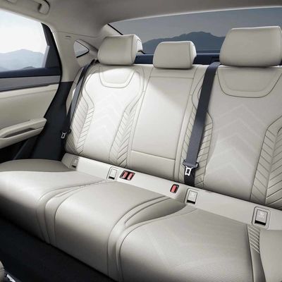 BYD Qin L Новое энергетическое транспортное средство Byd Qin L Phev Седан 80KM 120 KM Ev Range Byd Qin L Гибридный автомобиль