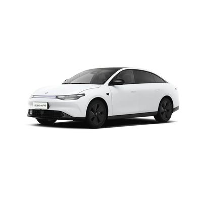 Место двери 5 привода 4 колеса седанов 2 500KM Leapmotor C01 электрическое с панорамной крышей с окошком