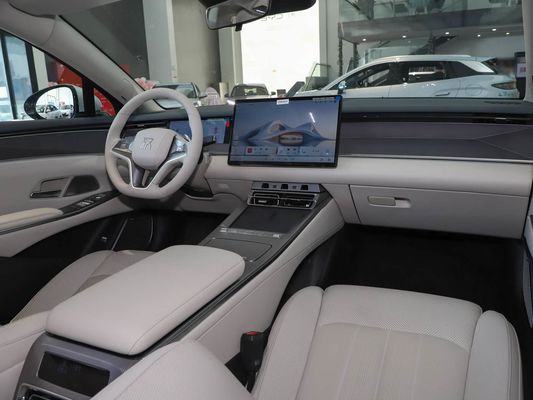 2025 Мощный электромобиль Han L BYD с максимальной мощностью 500 кВт и кожаным рулем 1000 В высоковольтным быстрым зарядом