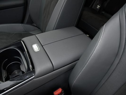 2025 Новая модель Honda S7 Горячая продажа Электрическое транспортное средство Большая батарея 650 км Дальний пробег Быстрое зарядное электромобиль с солнечным потолком