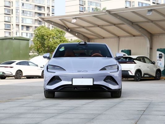 2025 BYD Электрическое транспортное средство Seal EV Smart Модель 650KM Дальняя дальность 80.64 кВтч Батарея Быстрая зарядка Горячая продажа с солнечным потолком