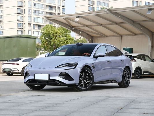 2025 BYD Электрическое транспортное средство Seal EV Smart Модель 650KM Дальняя дальность 80.64 кВтч Батарея Быстрая зарядка Горячая продажа с солнечным потолком