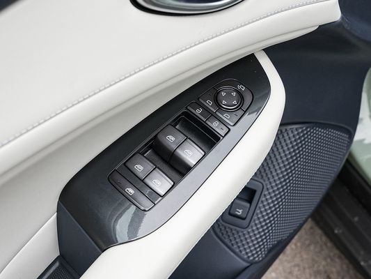 2025 BYD Electric Vehicle Seal 06GT Время быстрой зарядки 0,33 часа и производительность Дальний диапазон 550 км Большая батарея с солнечной крышей для семьи