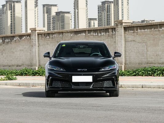 2025 Seal 06 GT 310 кВт Максимальная мощность мотора BYD EV Автомобиль с дальностью 605 км и емкостью батареи 72,96 кВт / ч.