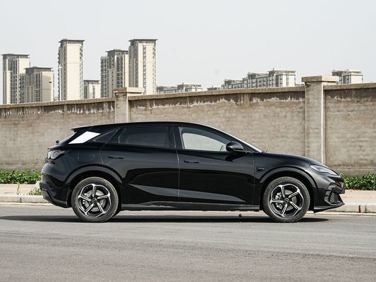 2025 Seal 06 GT 310 кВт Максимальная мощность мотора BYD EV Автомобиль с дальностью 605 км и емкостью батареи 72,96 кВт / ч.