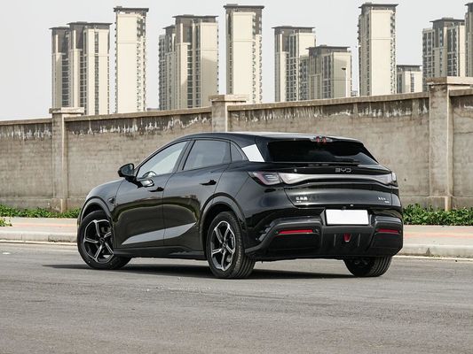 2025 Seal 06 GT 310 кВт Максимальная мощность мотора BYD EV Автомобиль с дальностью 605 км и емкостью батареи 72,96 кВт / ч.