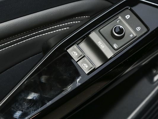 2025 VW ID4 Новая модель Лучшее предложение Электромобиль Горячая продажа EV Фольксвагон 601 км пробег и 0.67hrs Быстрое время зарядки
