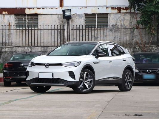 Непревзойденная производительность VW ID4 Подержанный электромобиль с дальностью 600 км и неоткрываемой панорамной крышей