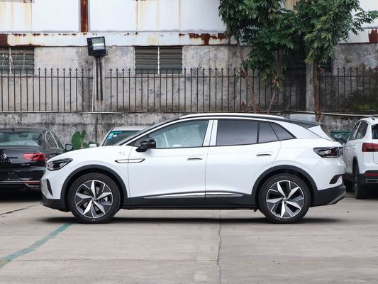 Непревзойденная производительность VW ID4 Подержанный электромобиль с дальностью 600 км и неоткрываемой панорамной крышей